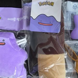 CU 메타몽 인형 네임택, 빼빼로 키링, 그립톡 2종 일괄