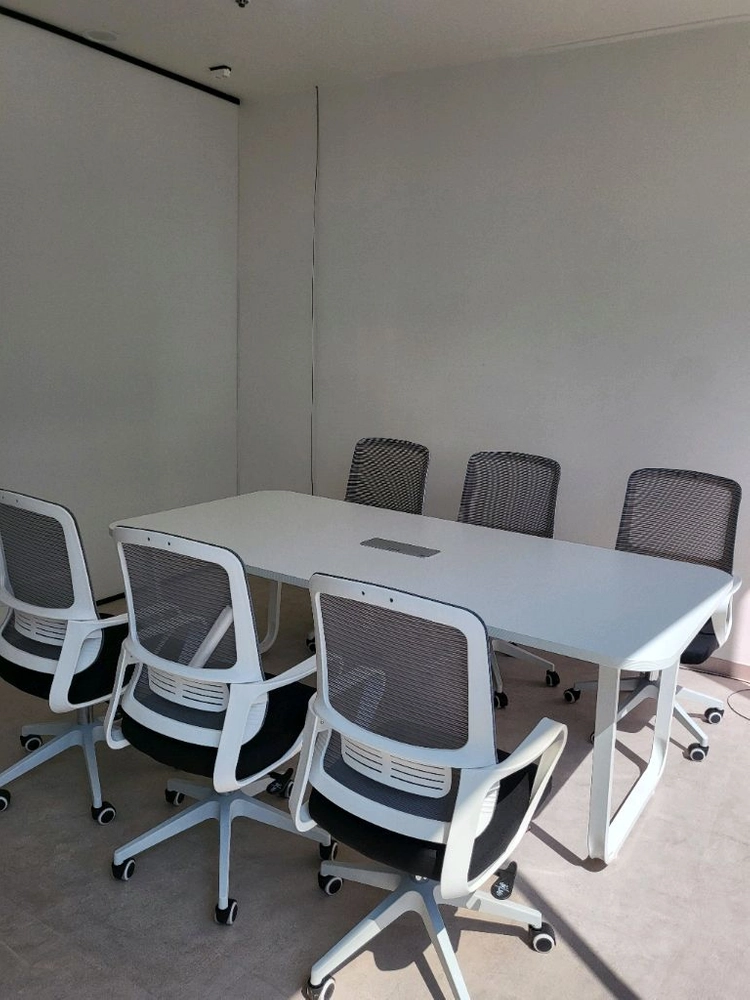 파티션 책상 의자 서랍 회의용테이블 원형탁자 책장 철재캐비넷 수납장 철재옷장 보관함 진열장 이미지