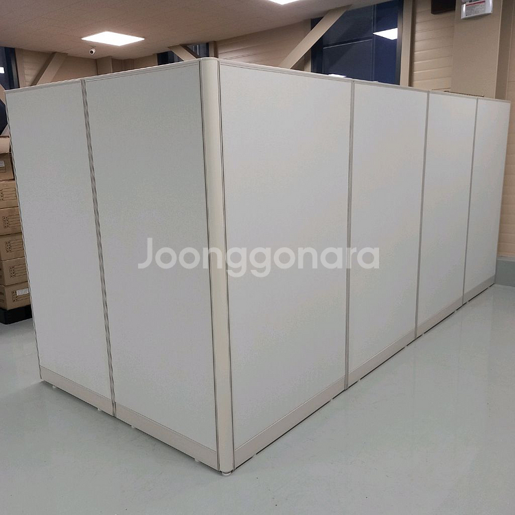 파티션 책상 의자 서랍 회의용테이블 원형탁자 책장 철재캐비넷 수납장 철재옷장 보관함 진열장--6