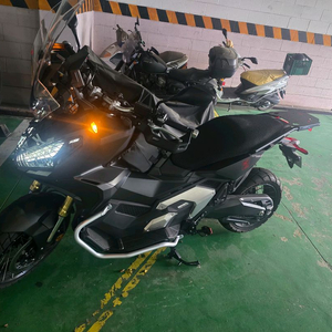 혼다 X-ADV750 가격다운 이미지