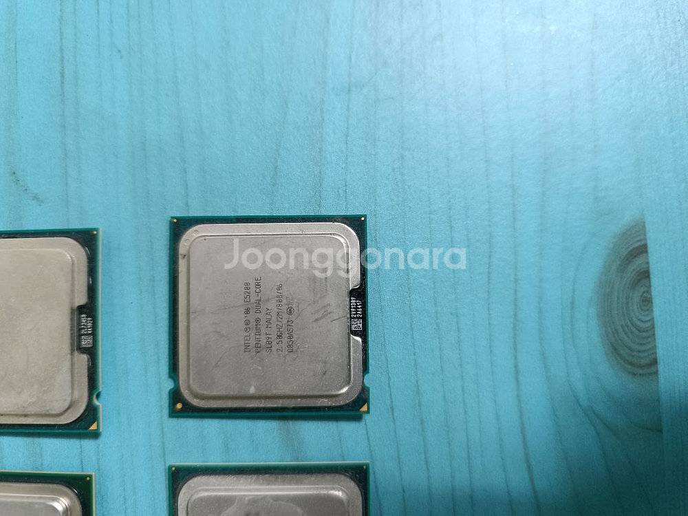 인텔 CPU 4개 세트 ( E2160,E2180,E5200)--3