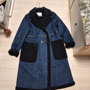 자라 롱 무스탕코트