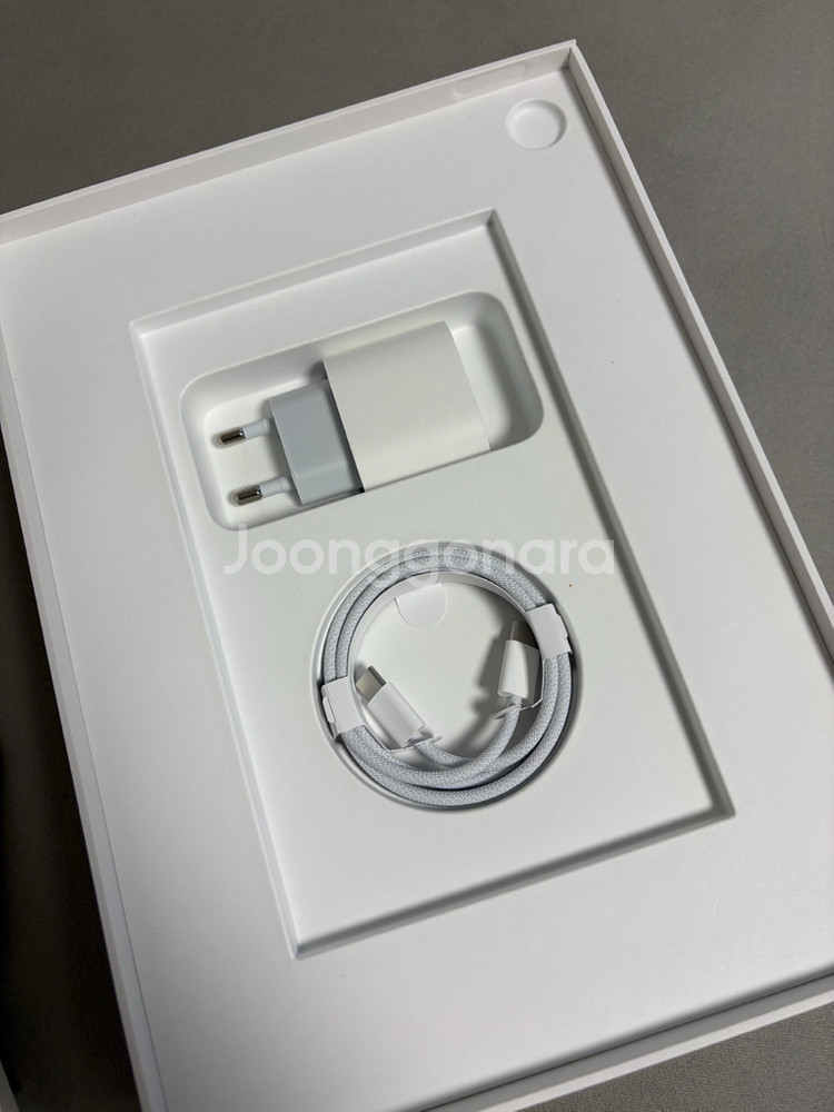 아이패드 11세대 A16 128기가 실버--8