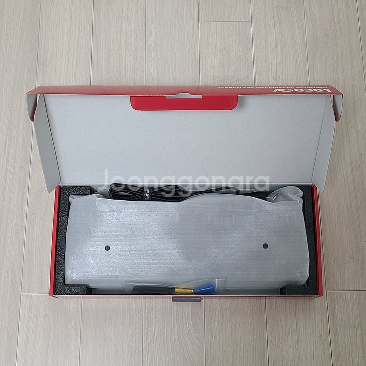 에이투 AG0301 유선 적축 게이밍 키보드 블랙--1