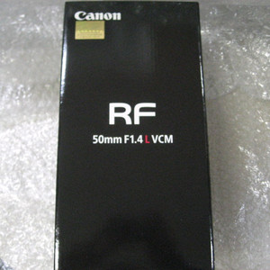 캐논RF70-200mm F4알형아백통 캐논RF50mm F1.4L VCM캐논RF50.4VCM 캐논RF50mm F1.8