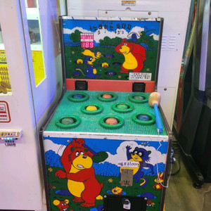 오락기 노래하는 두더지 판매합니다.