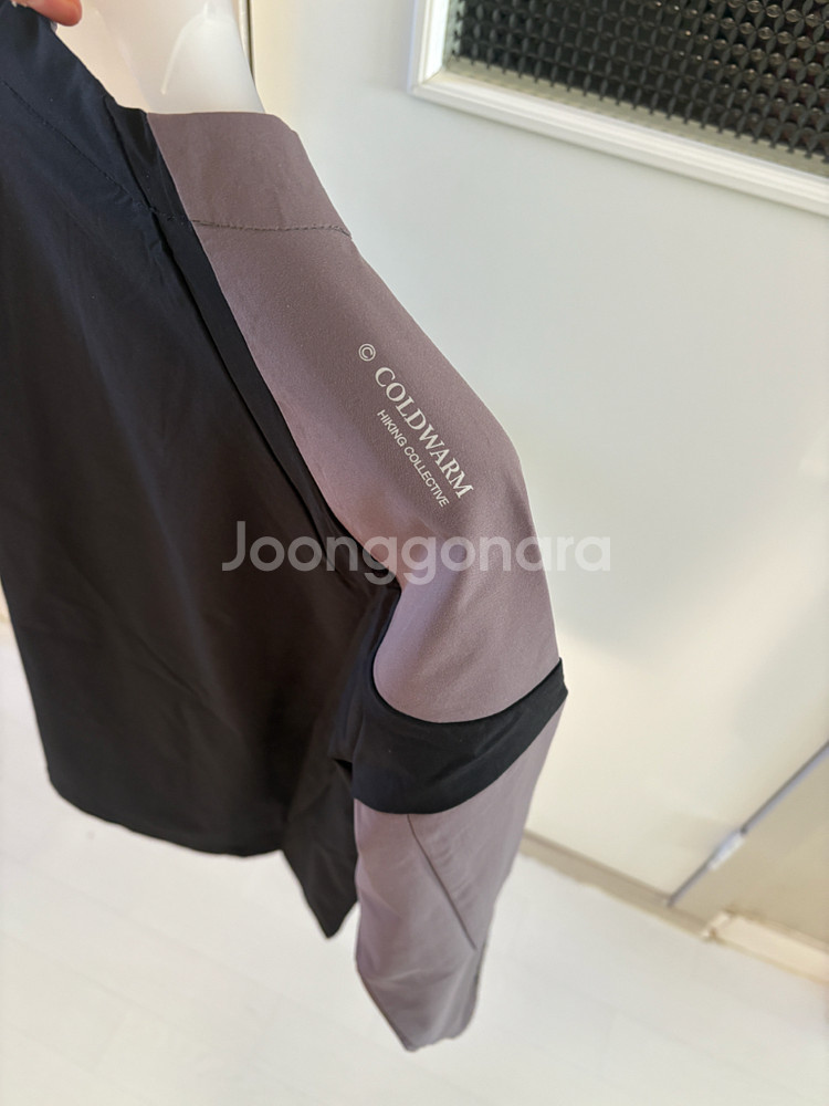 콜드웜 soft shell jacket (black) -small fit- 팝니다.--7