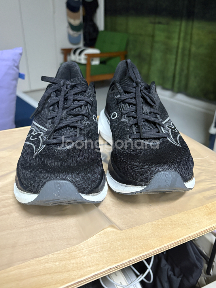 써코니 엔돌핀스피드5 우먼 (250) 팝니다.--3