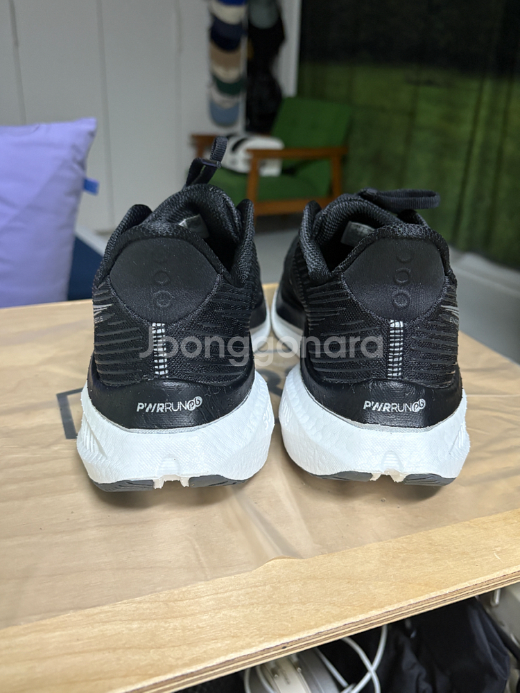 써코니 엔돌핀스피드5 우먼 (250) 팝니다.--4