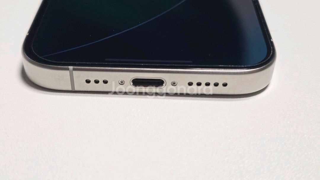 아이폰 15 프로 256 화이트 애플케어 플러스--4