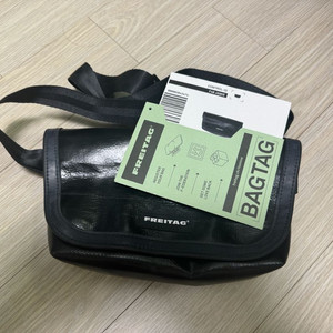 프라이탁 블랙 슬링백