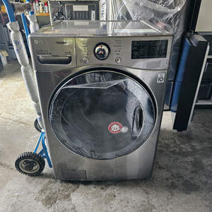 LG 트롬 22년식 드럼세탁기 21kg