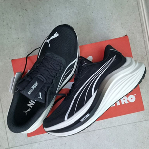 [새상품]푸마 매그맥스 나이트로 러닝화 280