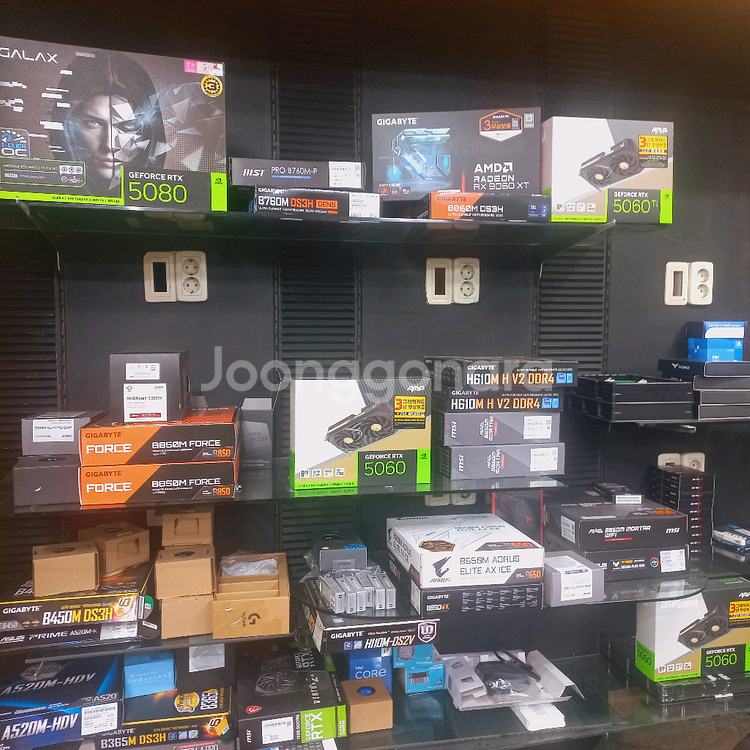 RTX 5060TI 국내정품 미개봉신품 부산--1