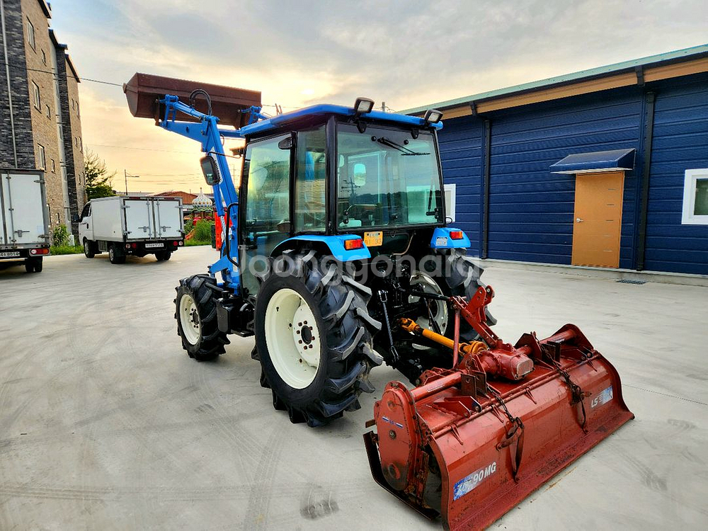 LS 55마력 트랙터팝니다--5