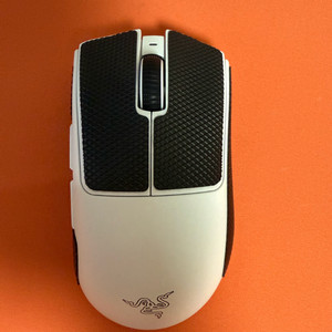 레이저 데스에더 v4 프로