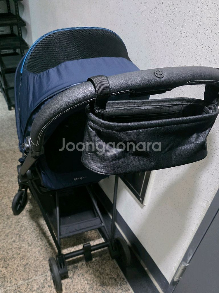사이벡스 미오스 2.0 절충형 유모차 블루 팝니다.--2