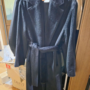 RIVER 알파카 벨트 코트