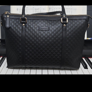 구찌 퀼팅 레더 토트백