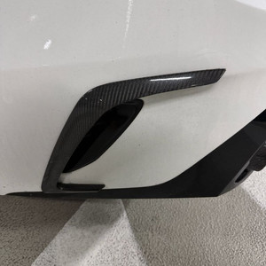 스팅어 에이드로 리어에어벤트