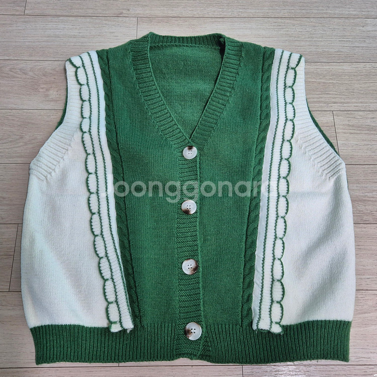 초록 여성 니트 베스트--2