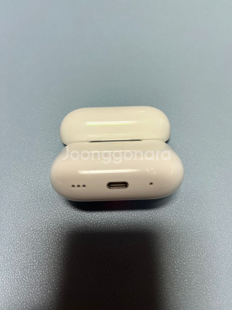 에어팟프로2-8핀 라이트닝 본체--3