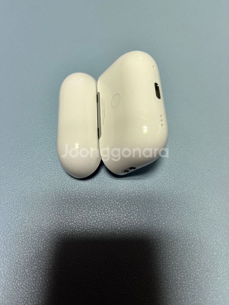 에어팟프로2-8핀 라이트닝 본체--4