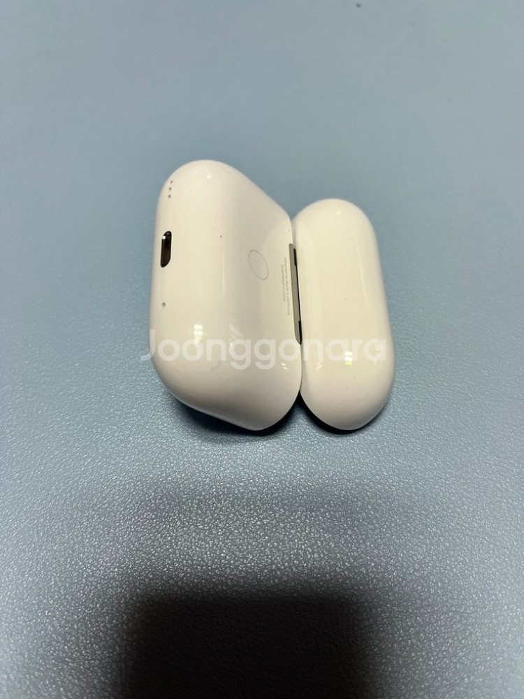 에어팟프로2-8핀 라이트닝 본체--5