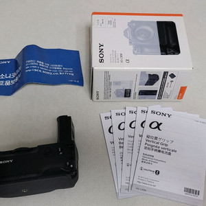 소니정품 A7M3용 VG-C3EM 세로그립 팝니다.