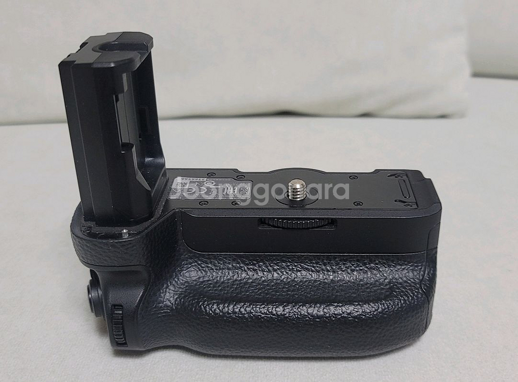 소니정품 A7M3용 VG-C3EM 세로그립 팝니다.--2