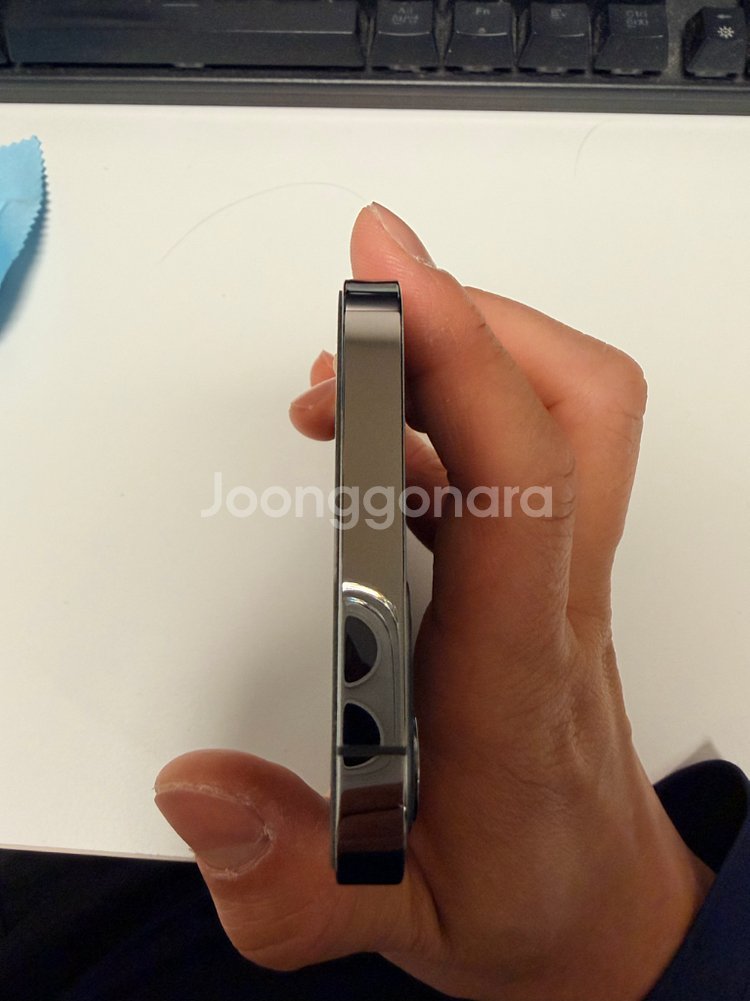 아이폰12프로 256기가 그래파이트--4