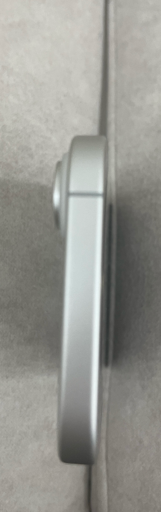 아이폰 17 화이트 256기가 풀박스 팝니다--6