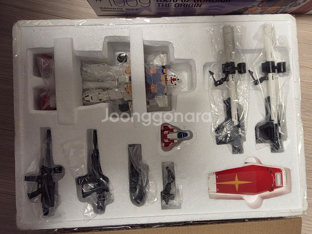 메탈컴포짓, 메탈콤포지트 디오리진 퍼스트건담 판매합니다.--1