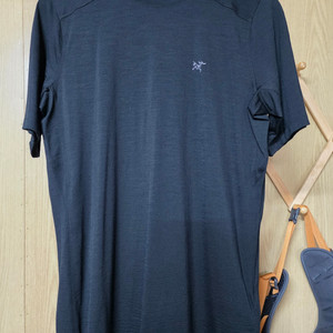 아크테릭스 아이오니아 메리노 SS, 사이즈 M