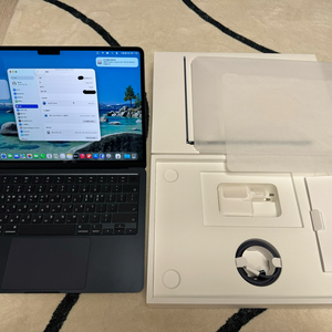 애플 맥북에어 M2 13.6인치 미드나이트(16G_512SSD)