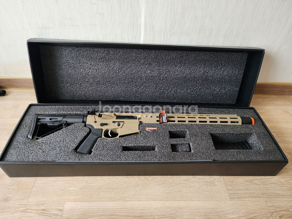 1번 NOVESKE 13.7인치GEN4 EBB--0