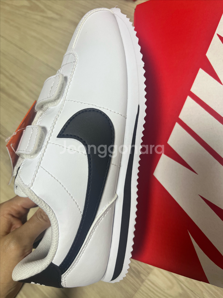 나이키 코르테즈 키즈 새상품--2