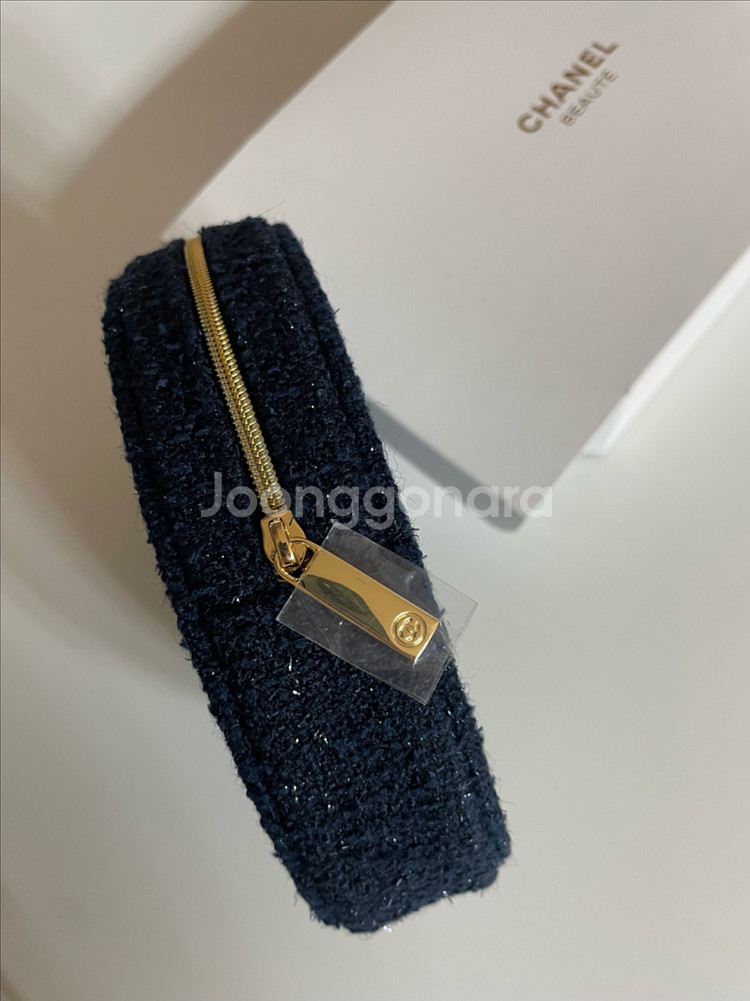 샤넬 뷰티 파우치 반값택포 3만원--1