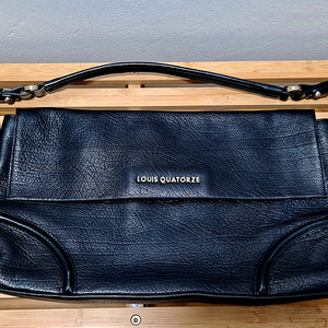 루이까또즈 가죽가방