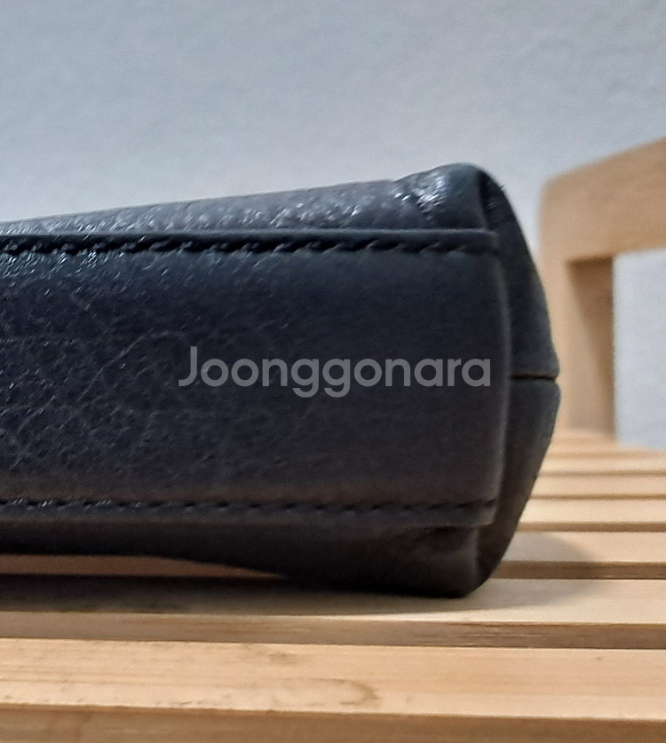 루이까또즈 가죽가방--2