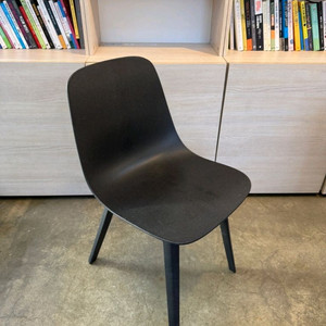 이케아 오드게르 의자 블랙 (쿠션 옵션)