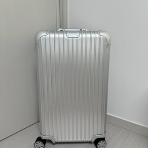 리모와캐리어 오리지널 트렁크 실버 (수화물용)