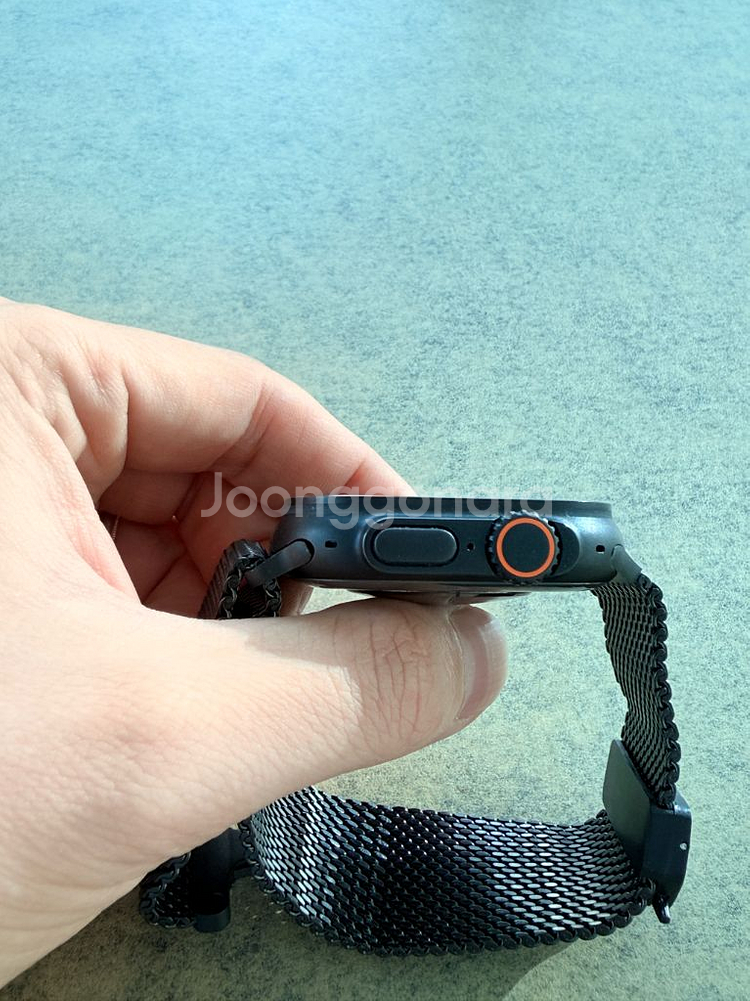 애플워치 울트라2 블랙 팝니다. /배터리 100%/액정 노기스--8