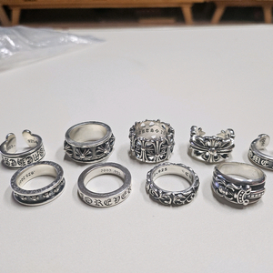 크롬하츠 반지 팔찌 목걸이 귀걸이 판매