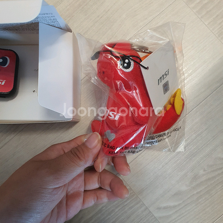 MSI 용용이 굿즈 세트 소형 인형 키링 차량용 방향제 라즈베리향 스티커 인텔 가방--1