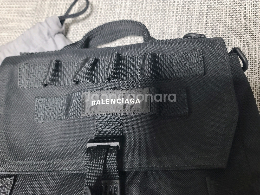 발렌시아가 아미 크로스백 토트백 메신저백--1