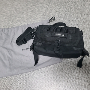 발렌시아가 아미 크로스백 토트백 메신저백