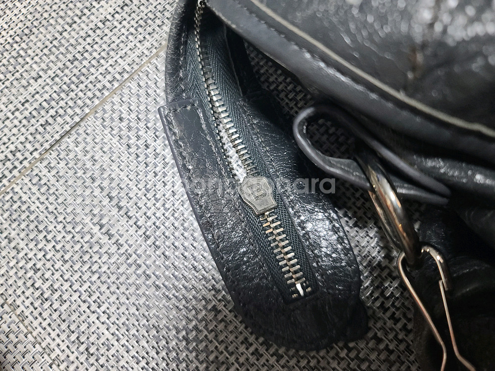 발렌시아가 모터백 미디움 숄더백 시티백 토트백 그레이--7