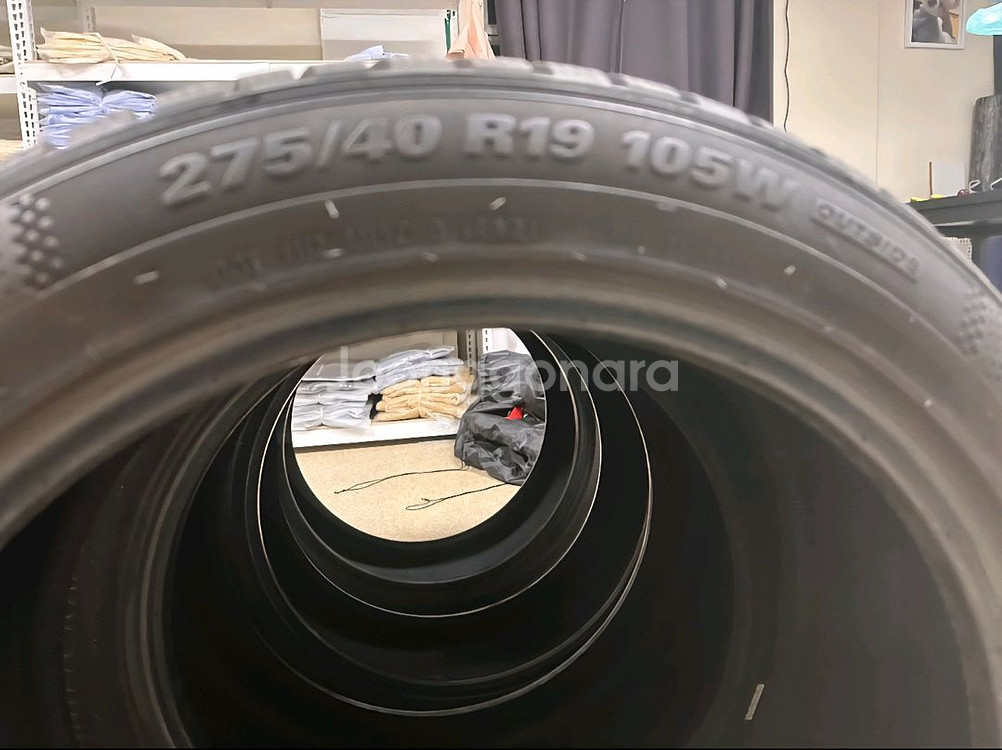 금호 윈터타이어 245/45/19 275/40/19팝니다--2