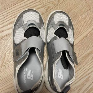 뉴발란스 키즈 프리들 실버230 (새상품)